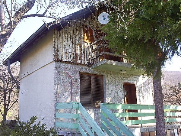 nice-country-house-located-in-the-mountains-35-km-from-sofiabulgaria