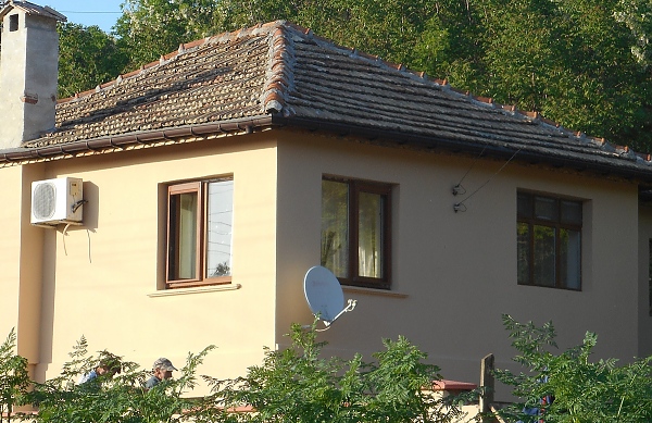renovatedfurnished-and-ready-for-living-country-house-with-plot-of-land-situated-in-a-village-near-forest-and-hills-35-km-from-rusebulgaria